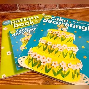 Wilton Cake Decorating 1999 Yearbook and Pattern Book  Year 1999 Wilton Yearbook